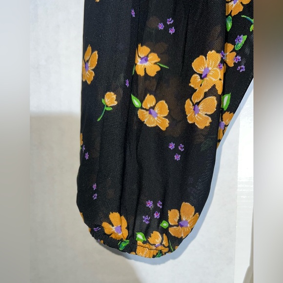 Cabi Wrap Dress Floral Pattern Black Style #5945 Size Small - Picture 6 of 12